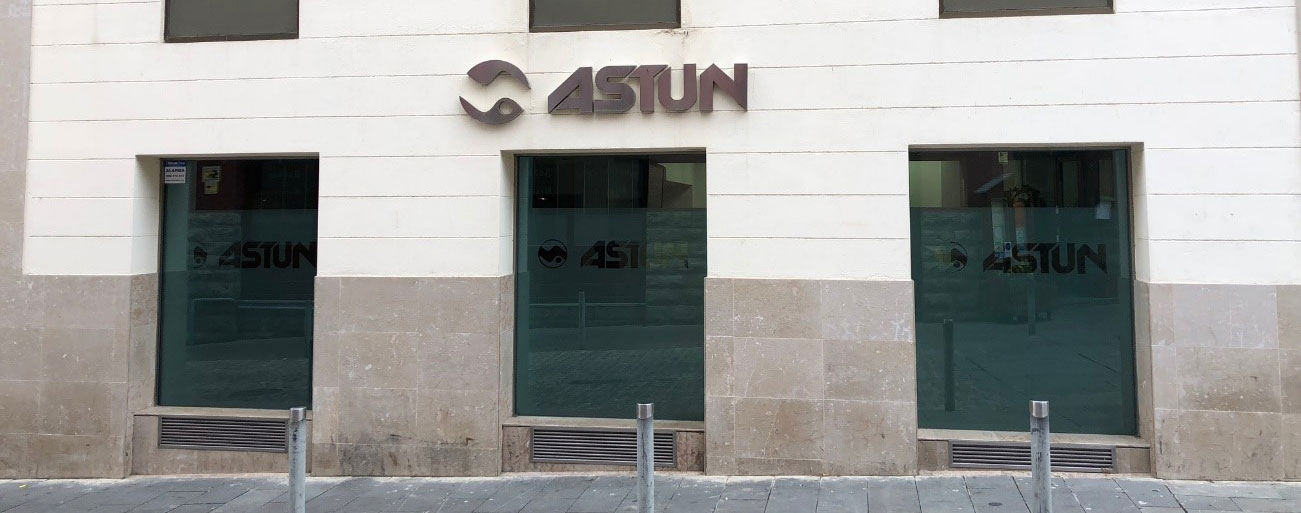 Oficinas de Astún en Jaca, Huesca